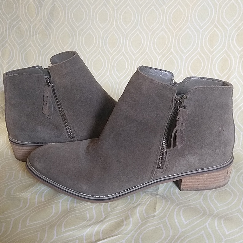 Blondo Waterproof Booties 11W